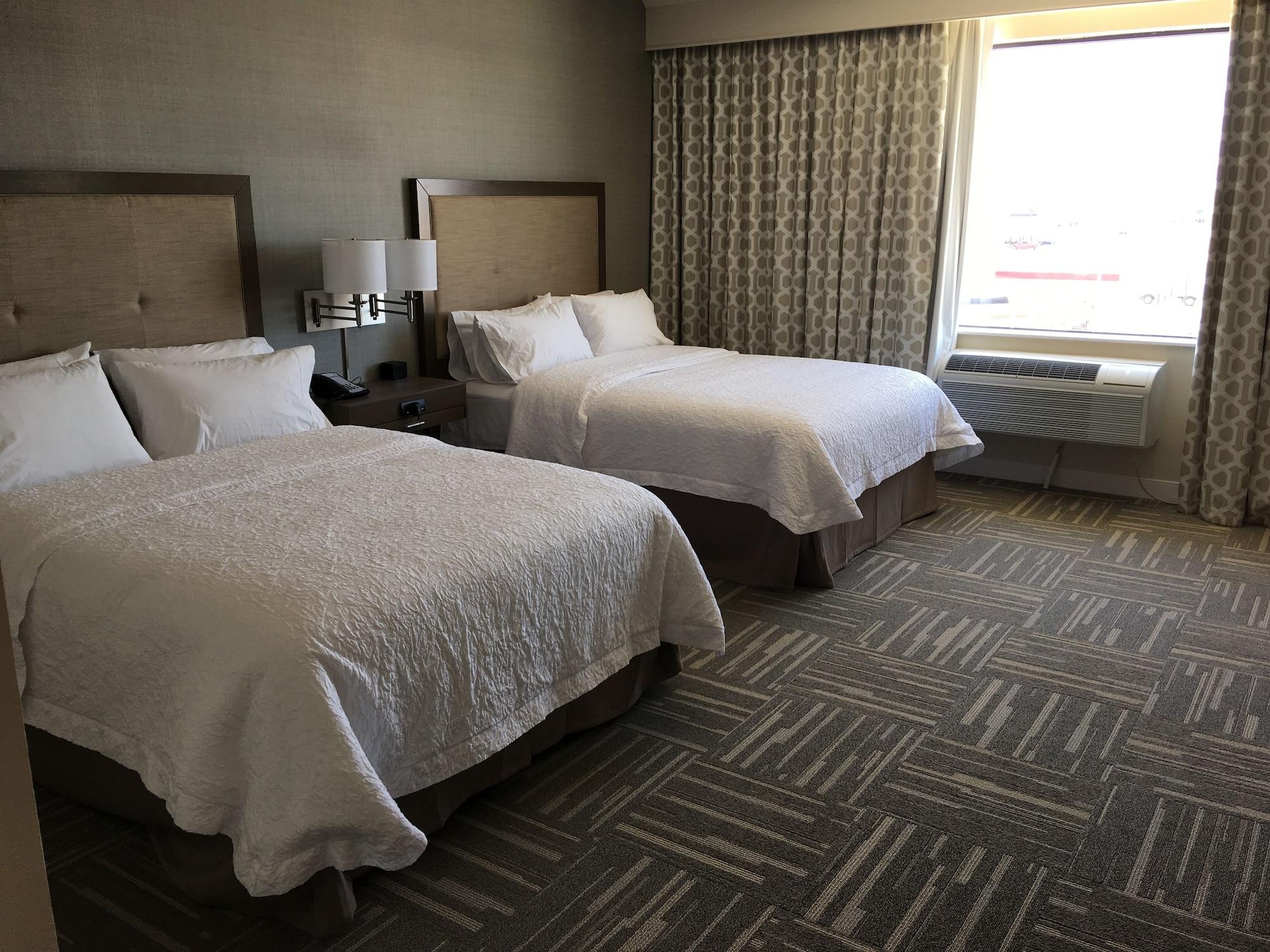 Hampton Inn Mcpherson Zewnętrze zdjęcie
