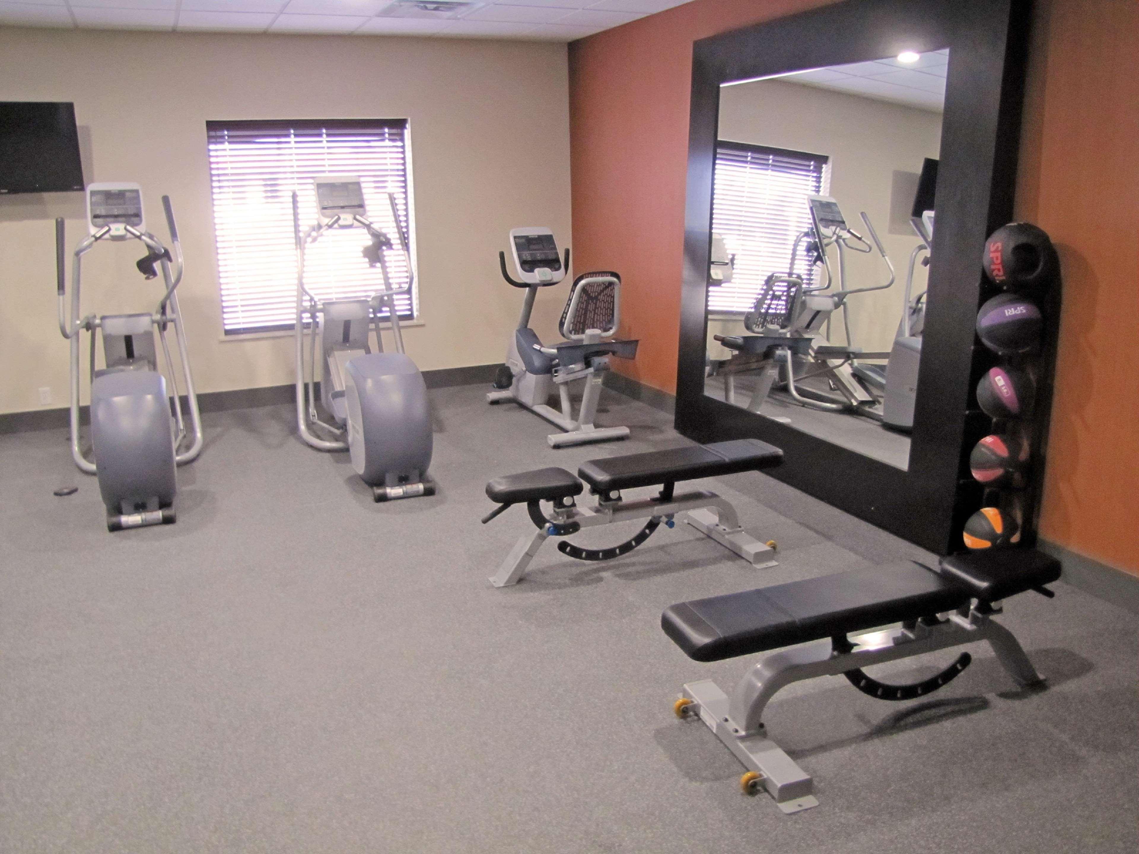 Hampton Inn Mcpherson Zewnętrze zdjęcie