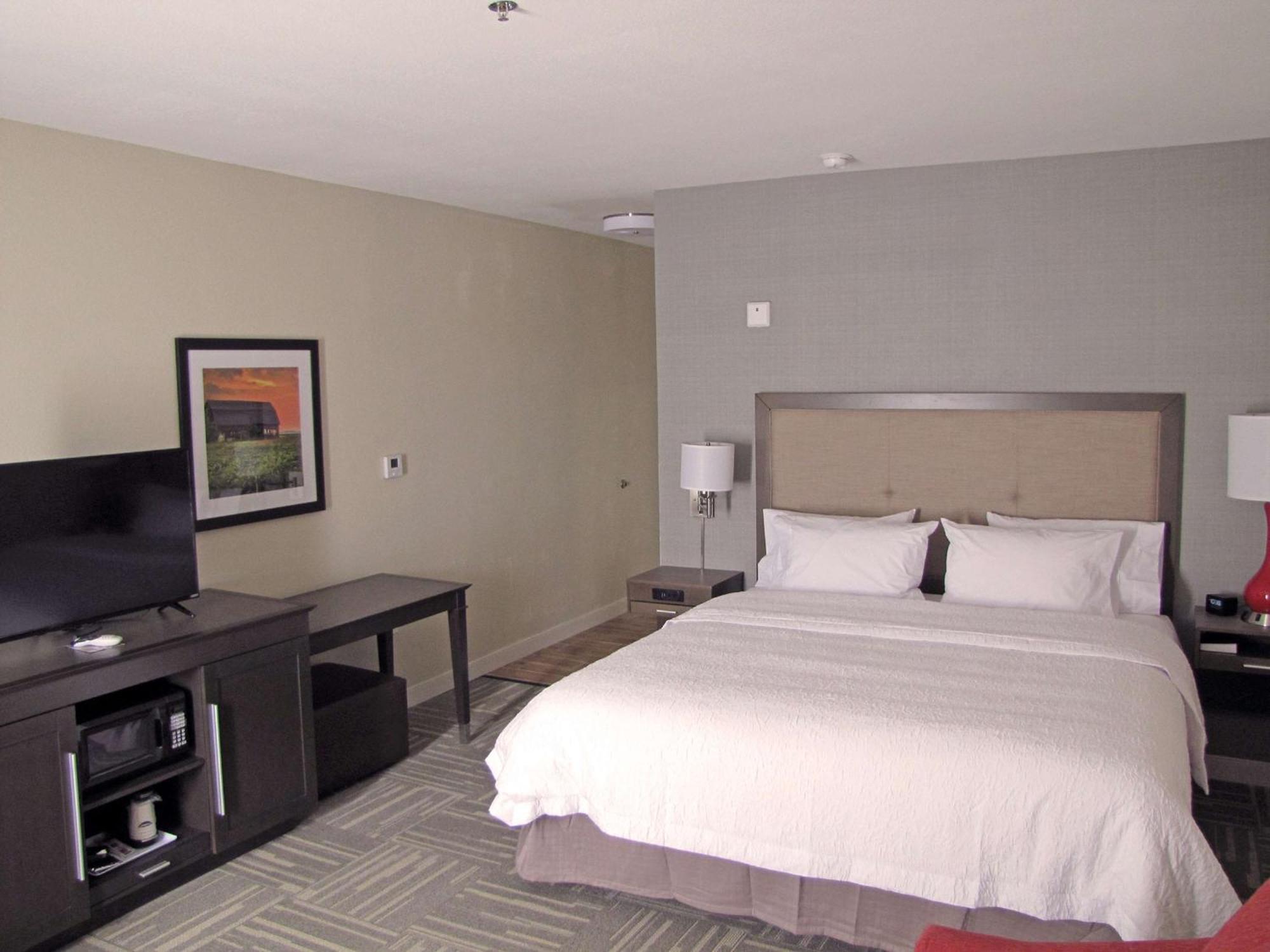Hampton Inn Mcpherson Zewnętrze zdjęcie